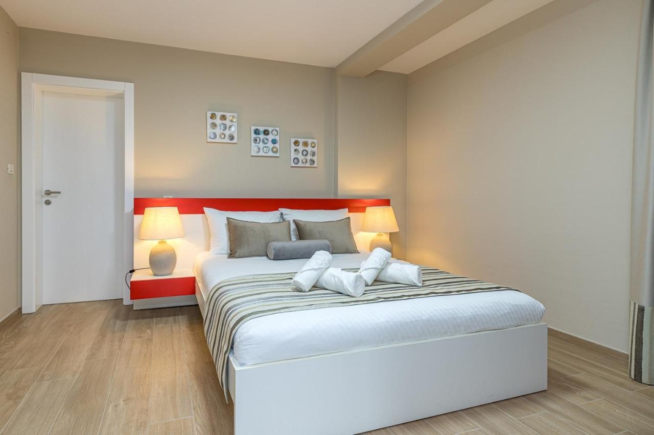 Apartment Complex Irena With Pool Пореч Екстериор снимка