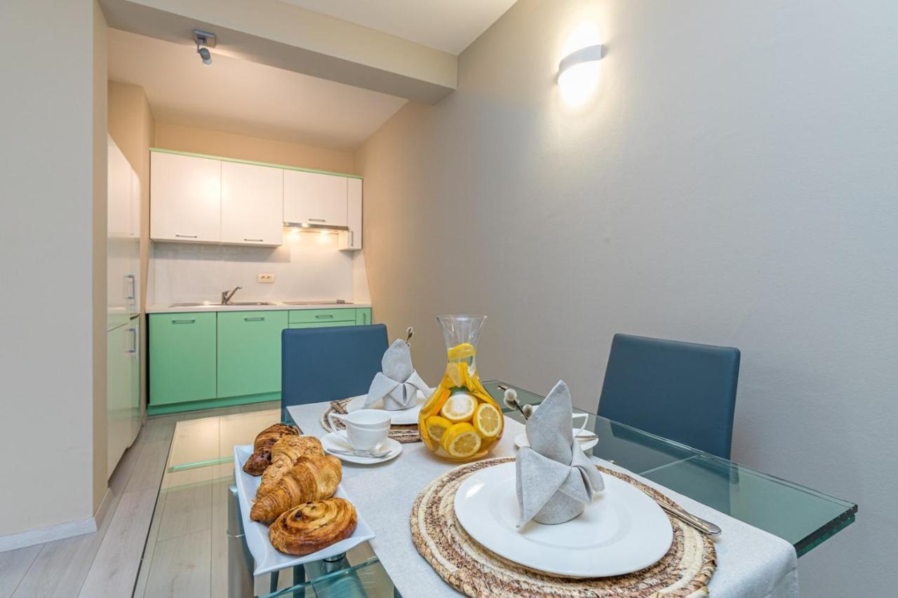 Apartment Complex Irena With Pool Пореч Екстериор снимка