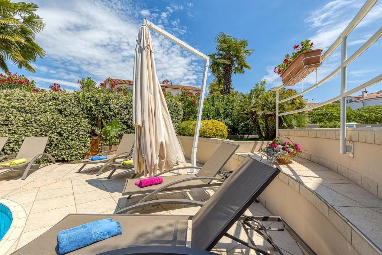 Apartment Complex Irena With Pool Пореч Екстериор снимка