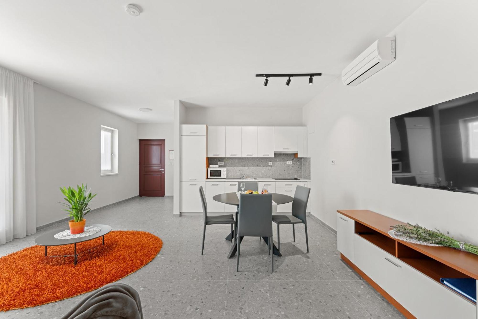 Apartment Complex Irena With Pool Пореч Екстериор снимка