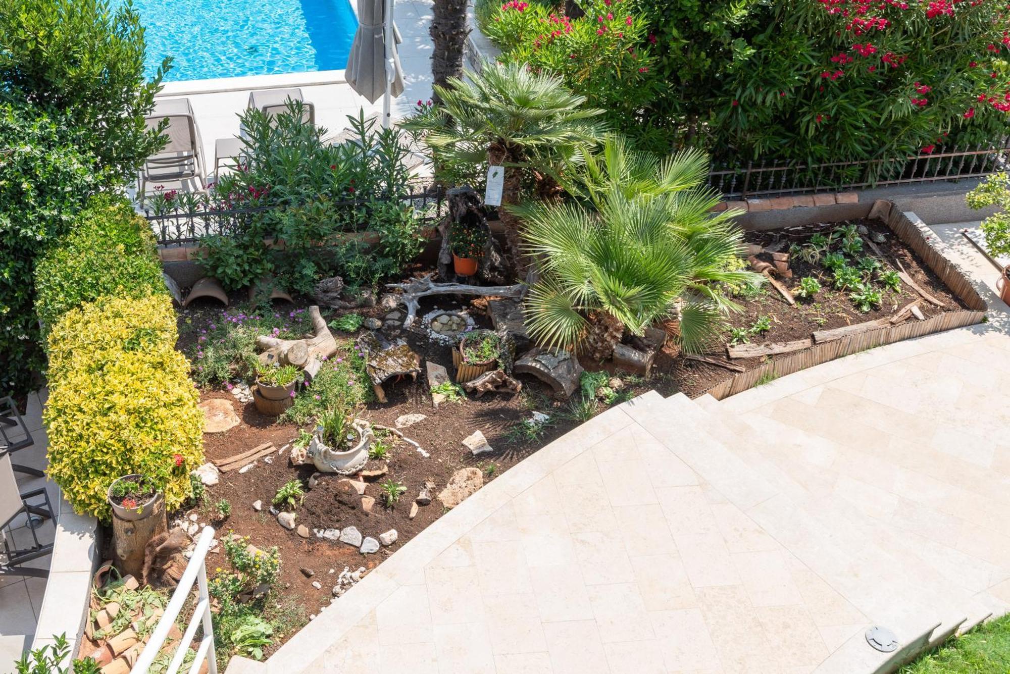 Apartment Complex Irena With Pool Пореч Екстериор снимка
